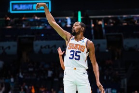 关于冲刺阶段NBA常规赛传出新动向，新疆广汇止住颓势，管理层表态——悬念犹存，阵容厚度经受考验的信息-凯发娱乐网站