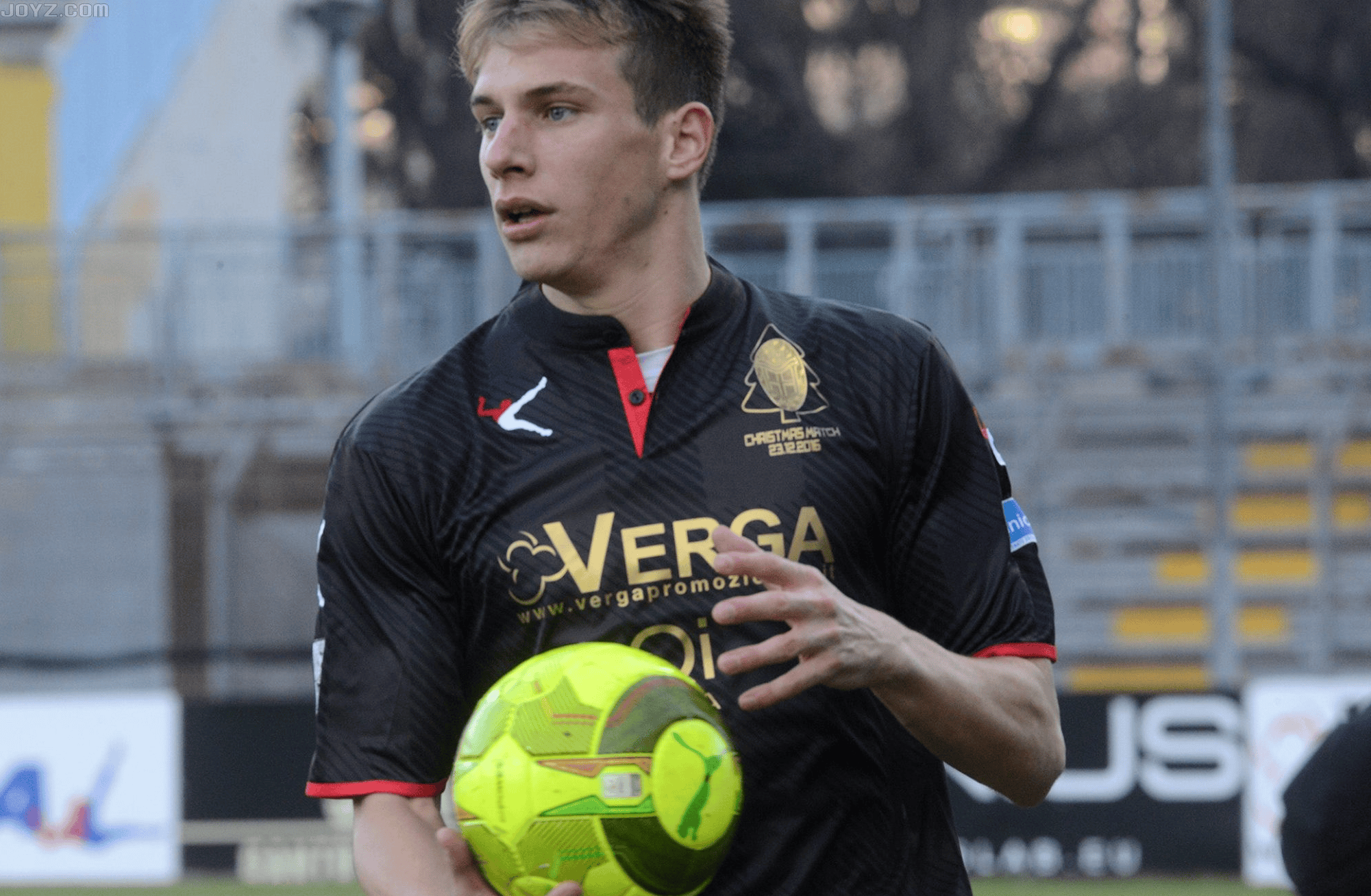 集结日欧超杯焦点战,尤文图斯更衣室发声,悬念犹存,身体对抗强度拉满 集结日欧超杯焦点战,尤文图斯更衣室发声,悬念犹存,身体对抗强度拉满